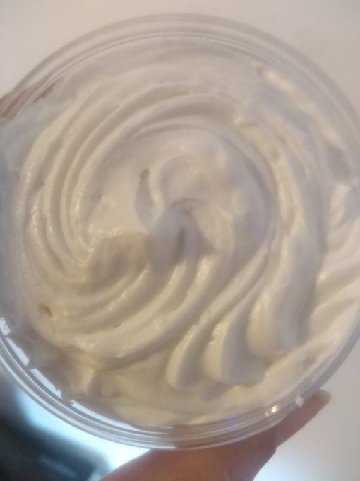 chantilly de karité et d'amande douce pour le plus grand bonheur de votre peau